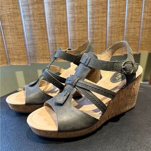 Sperry Leather Wedges - size 7.5